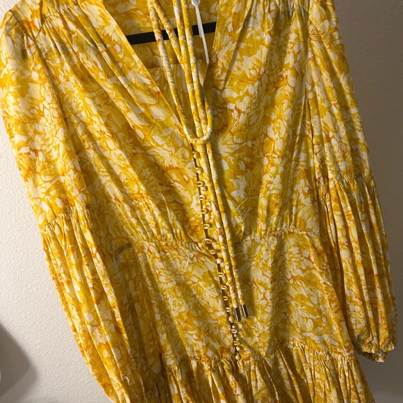Rebecca Vallance Yellow Floral Long Sleeve Dress - Picture 3 of 6